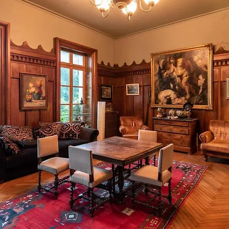 Chateau De Bezyl 3*