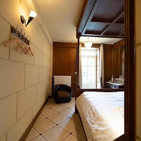 Chateau De Bezyl 3*
